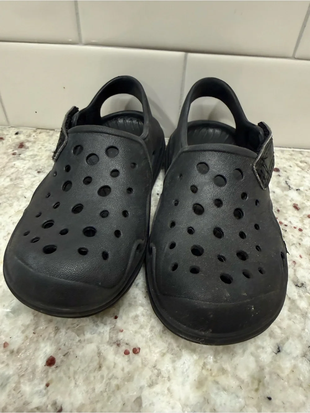 3/$15* Cat & Jack Kids Black Slip-On Clogs with Vent Holes Size 8